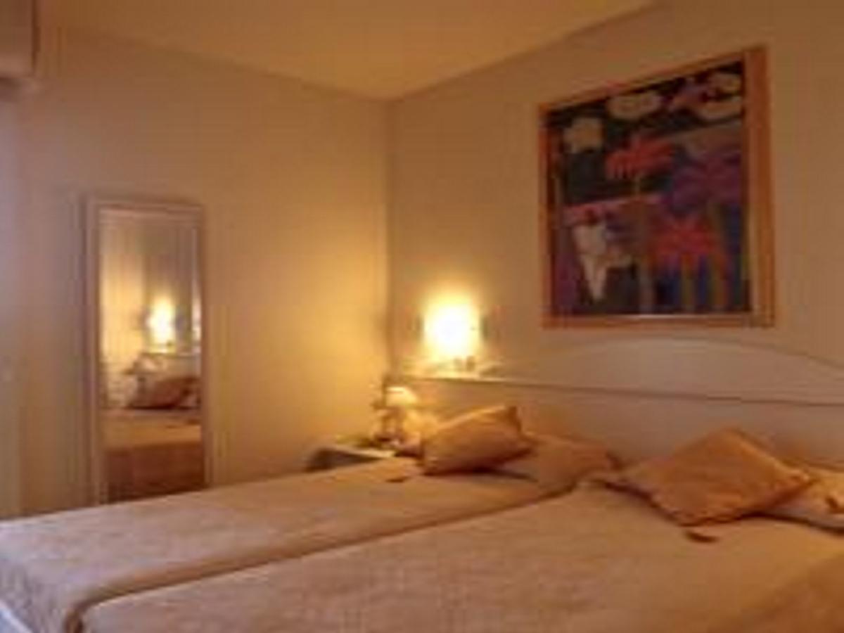 Residence Darsena Cattolica Luaran gambar