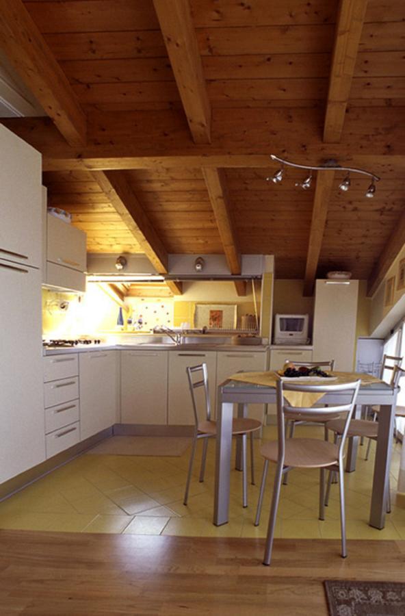 Residence Darsena Cattolica Luaran gambar